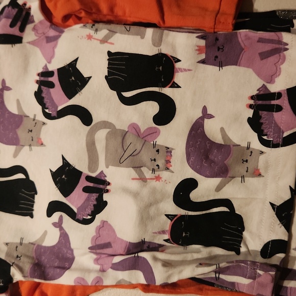 New Kids Girl's Toddler 2 Set Cat Halloween Pajama Set - Picture 5 of 5